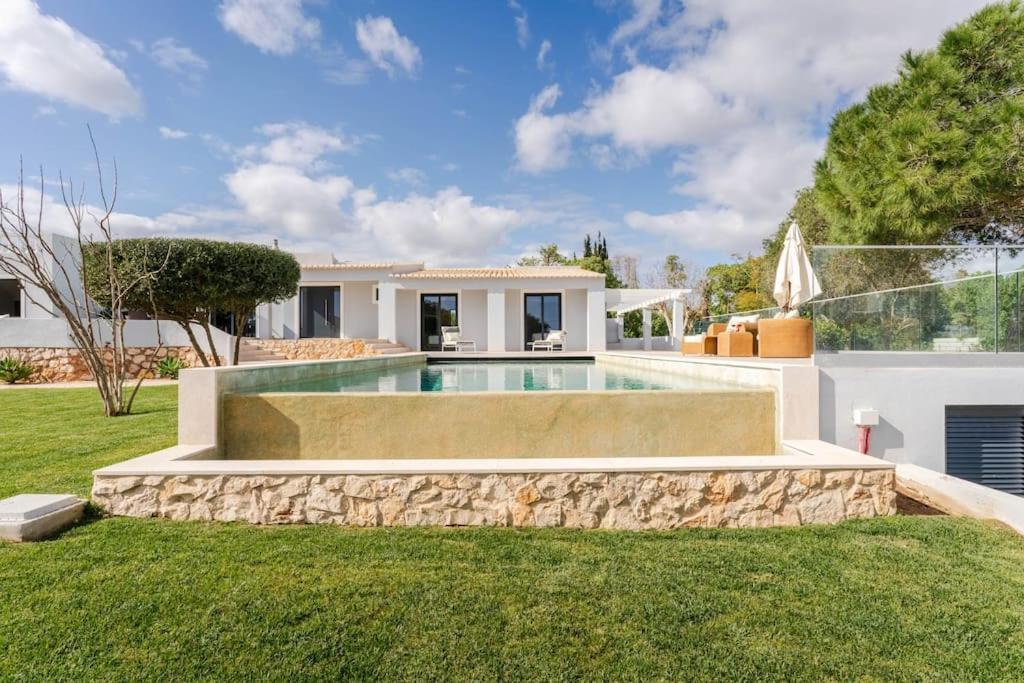 Villa Luxurious 4bedroom Retreat *