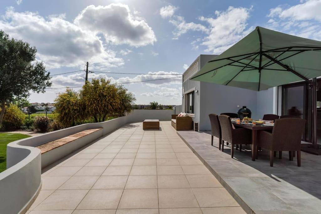 Luxurious 4bedroom Retreat Villa Lagos