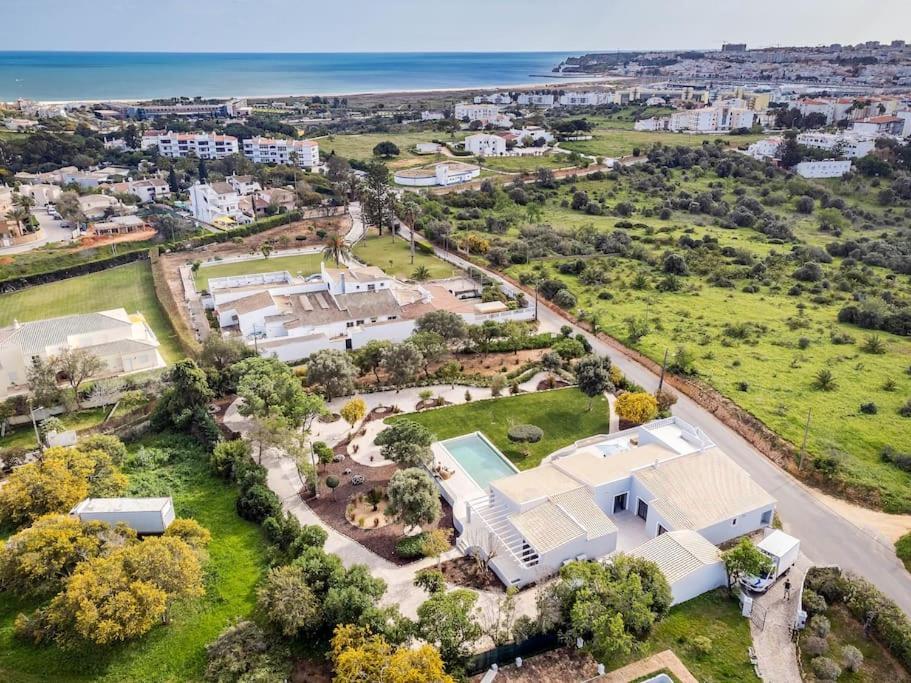 Luxurious 4bedroom Retreat Villa *